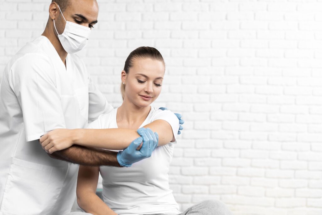 differences between physical therapy and chiropractic care